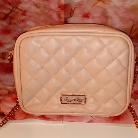 Pink Quilted Itzy Ritzy Crossbody Diaper Bag with Rose Gold Hardware - Picture 3 of 13